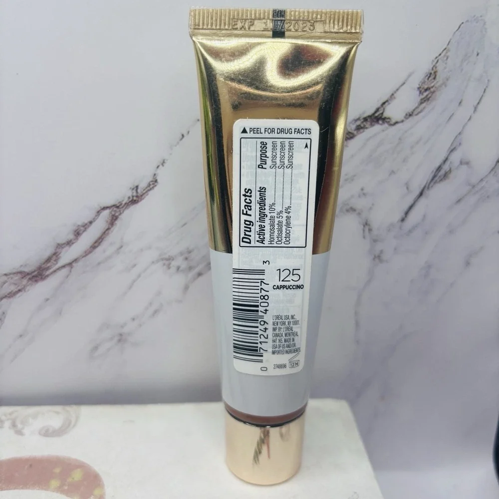 L'oreal Age Perfect Radiant Serum Foundation Sunscreen 125 Cappuccino - Picture 2 of 4